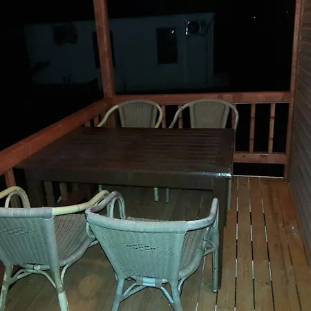 Yalili Wooden House بيت للعطل