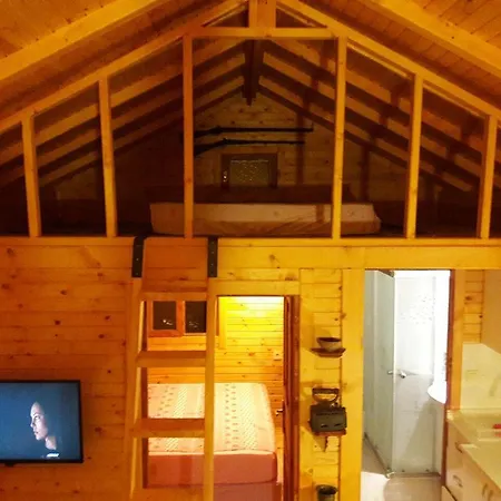 Yalili Wooden House داليان