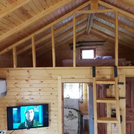 Yalili Wooden House بيت للعطل داليان